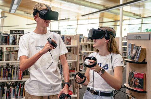 Teens using VR in the Library