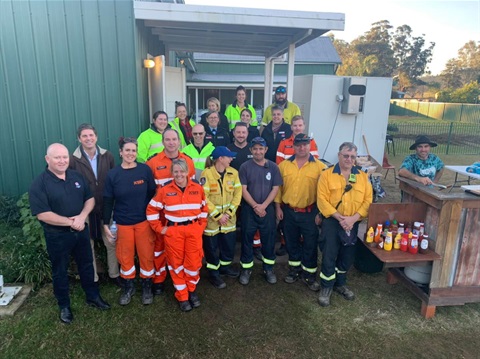 Resilience NSW Commissioner Shane Fitzsimmons, Member for Upper Hunter Dave Layzell MP with emergency services agencies at Broke following the July 2022 floods.jpg